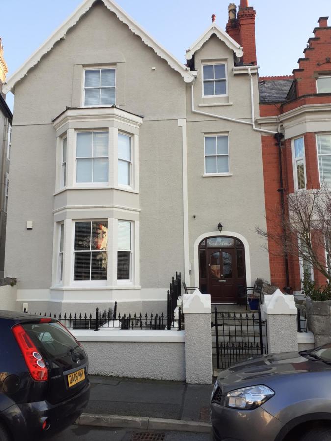 Modern 2Nd Floor 1 Bed Apartment In The Heart Of Llandudno Exterior foto